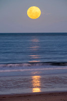 Moonrise, Kemp Beach, Yeppoon